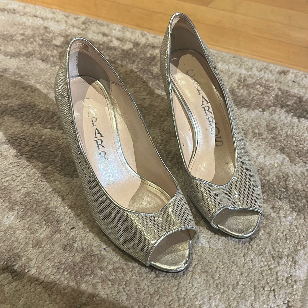 Women’s size 8 caparros heels